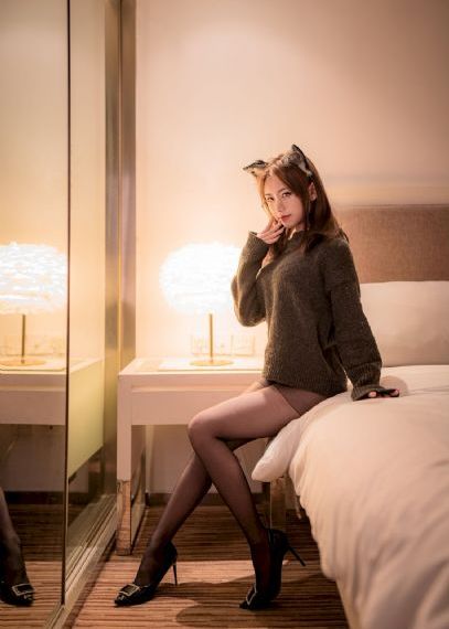 欧美黄毛视频_BD英语全集免费播放
